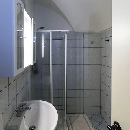 Albatro Guest house